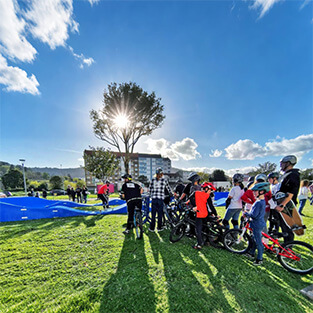 The Plastic modular pump track layout Xtreme Turbo is a super long and exhilarating race track！
