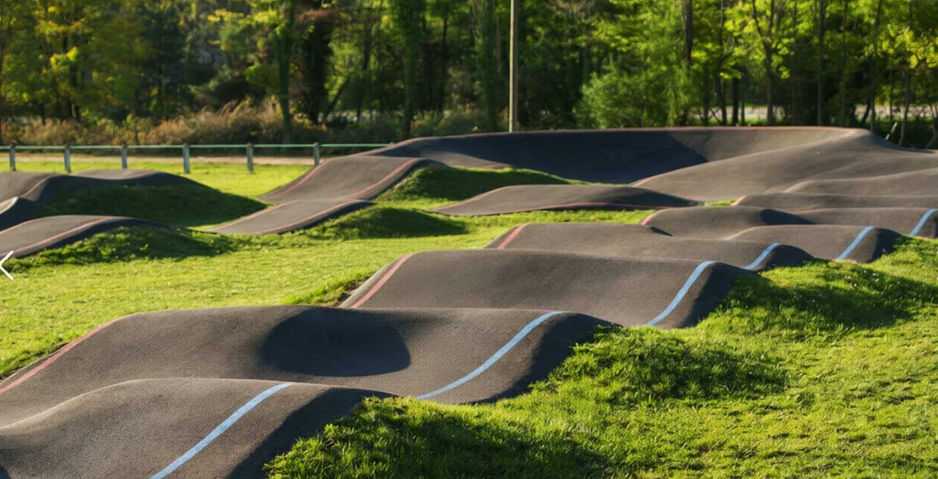 Flow Pump Track vs Technical Pump Track Speed Rhythm Endurance and Challenge